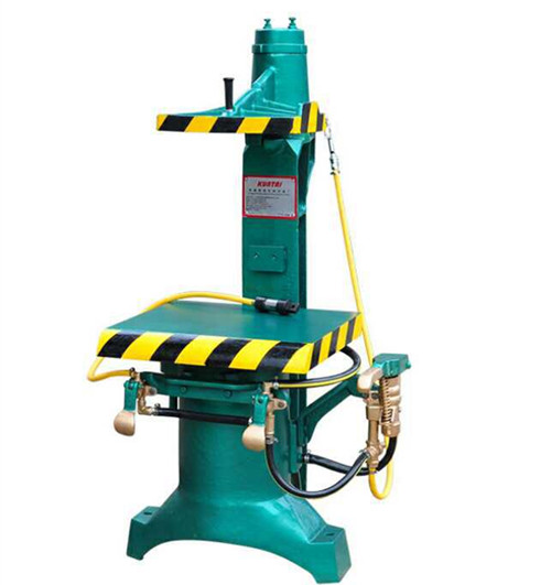 坤泰铸造震压式造型机