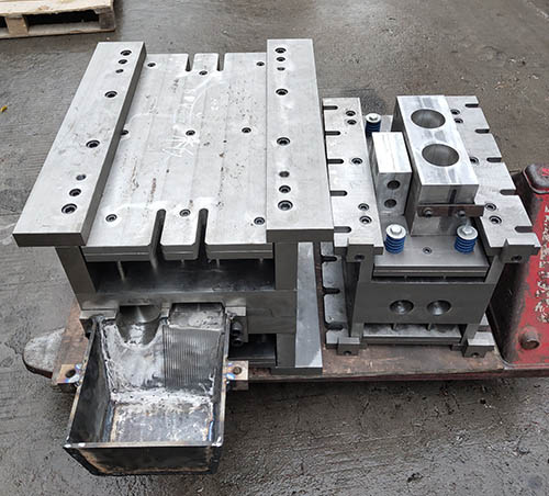 坤泰重力铸造模具